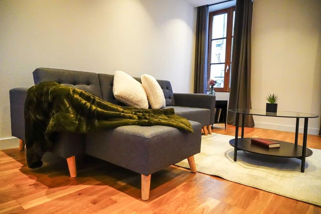 Le Rive Hugo • Elegance & Art De Vivre Apartment ชาโตรูซ์ ภายนอก รูปภาพ